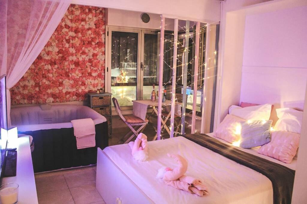 Shly Suite et Spa Agde Eksteriør bilde